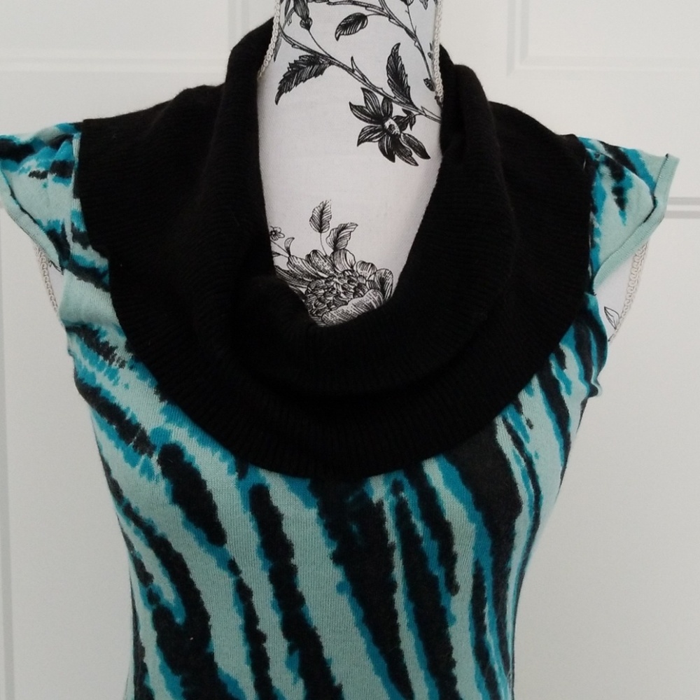 Kensie Girl Printed Tunic - Picture 2 of 7